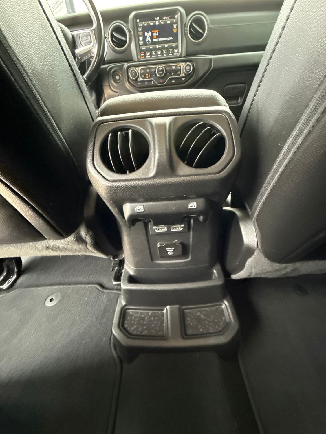 2022 Jeep Wrangler Unlimited Sahara 4x4