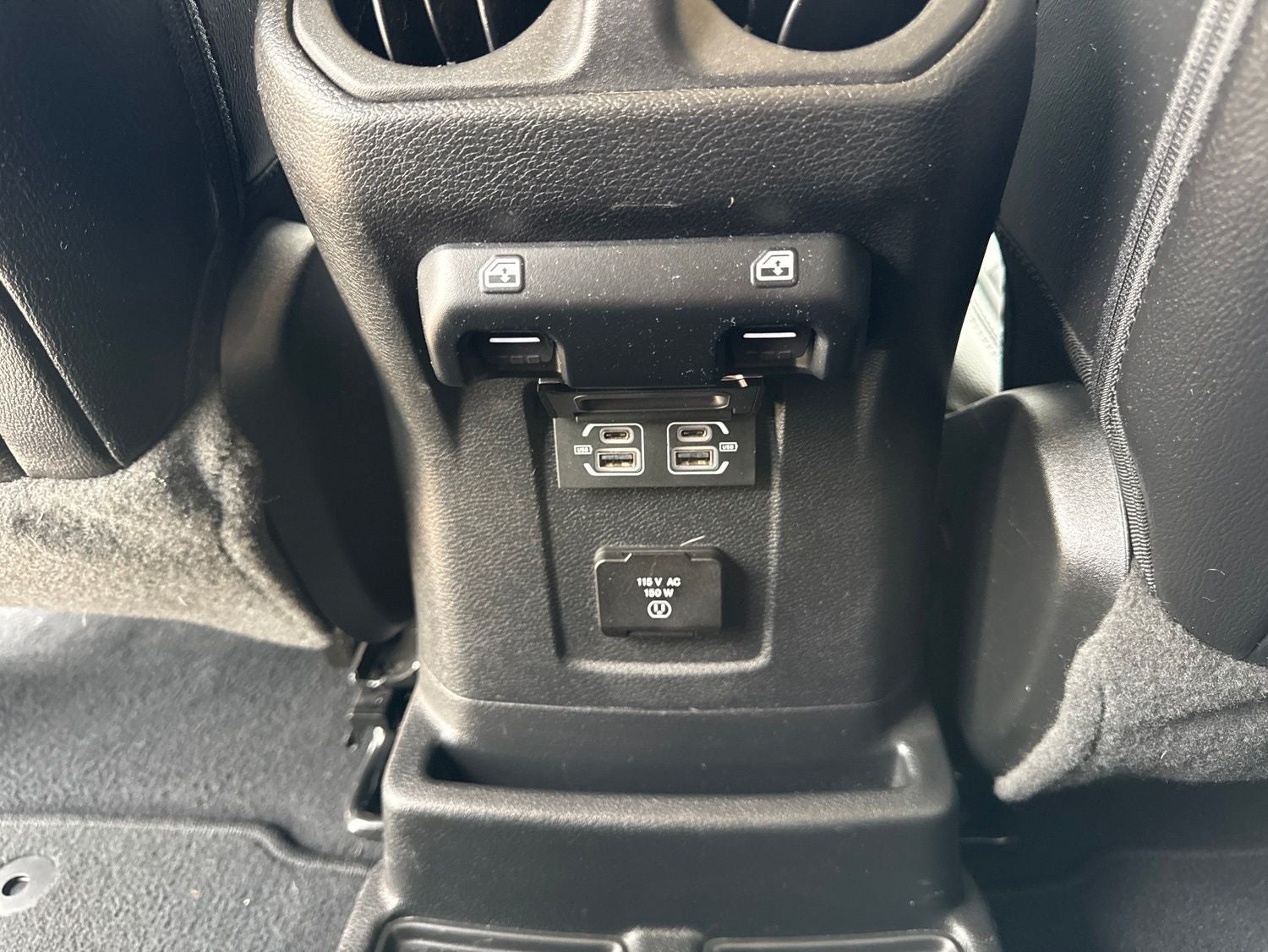 2022 Jeep Wrangler Unlimited Sahara 4x4