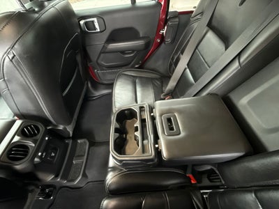 2022 Jeep Wrangler Unlimited Sahara 4x4