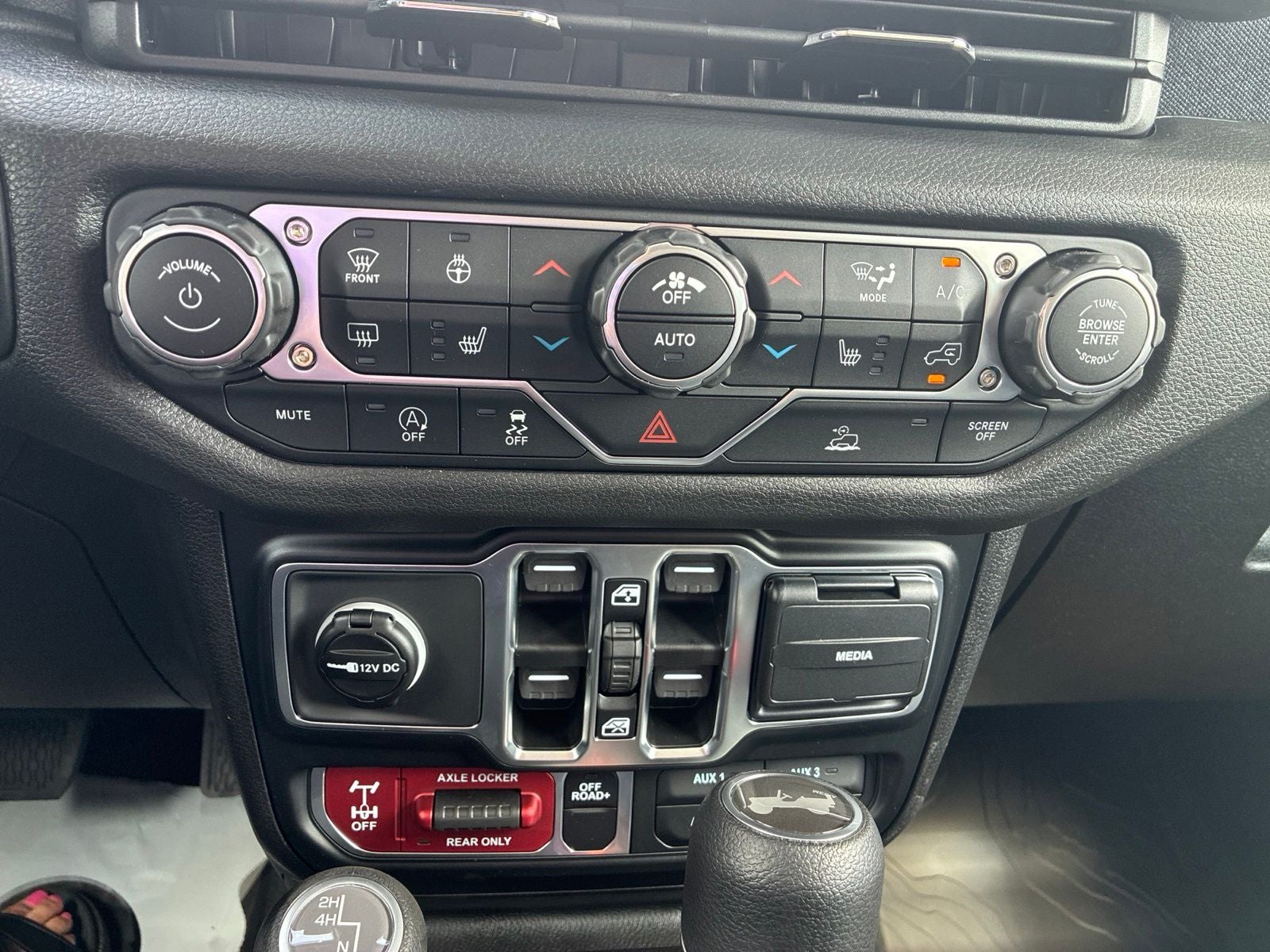 2026 Jeep Wrangler 4-Door Willys '41