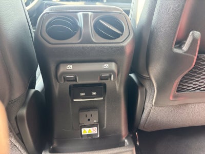 2027 Jeep Wrangler WRANGLER 4-DOOR SAHARA