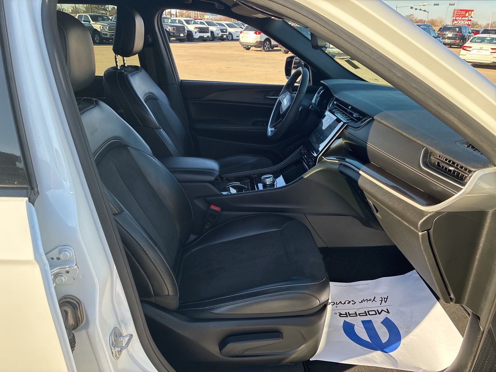 2023 Jeep Grand Cherokee Altitude 4x4