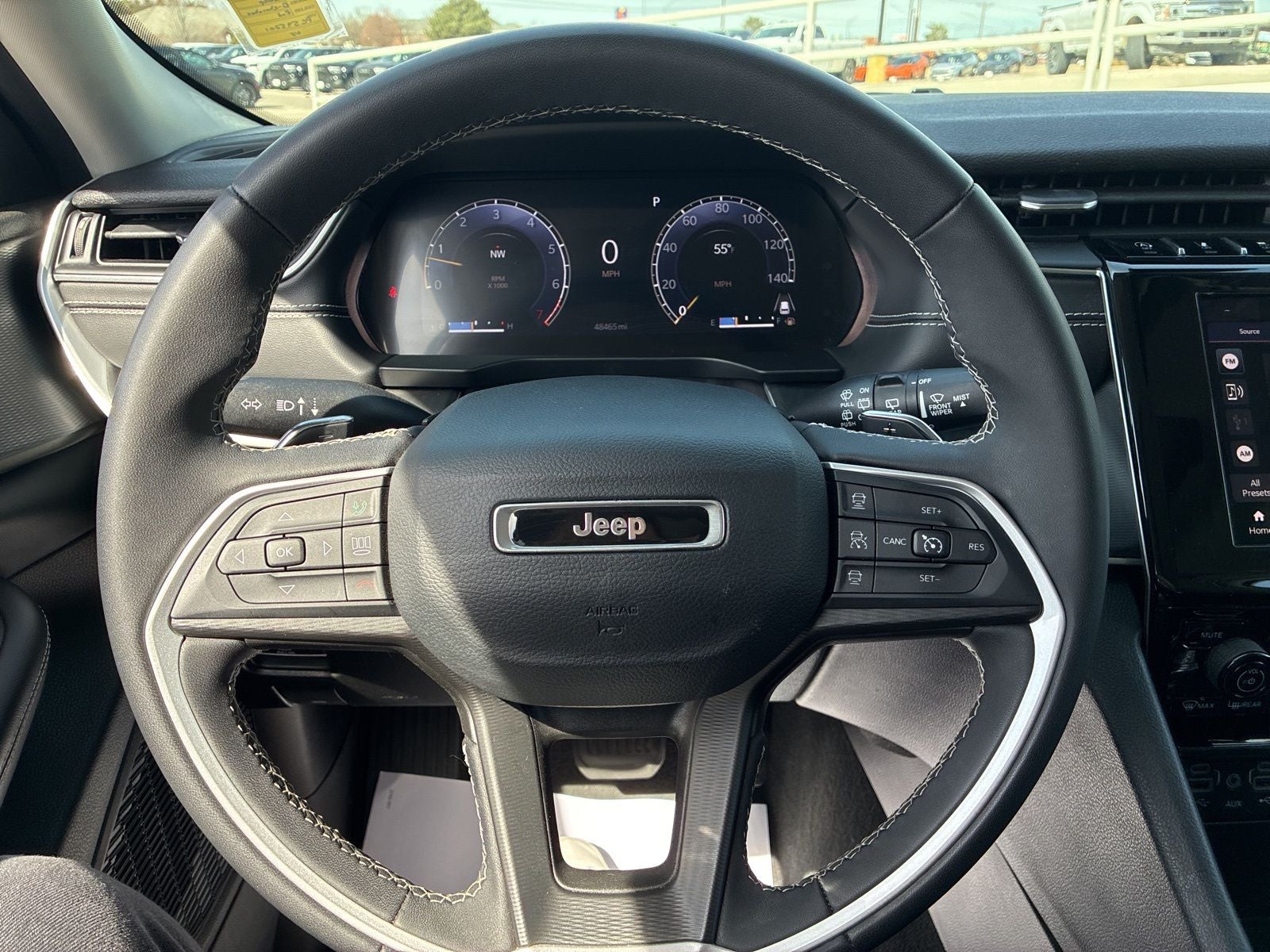 2023 Jeep Grand Cherokee Laredo 4x4