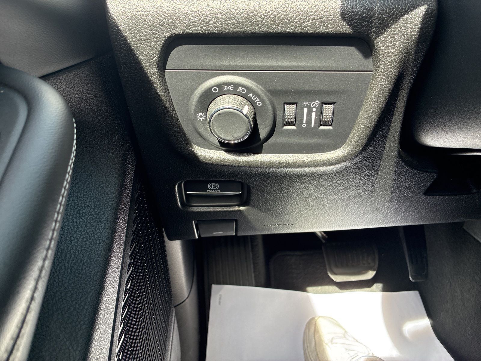 2023 Jeep Grand Cherokee Laredo 4x4