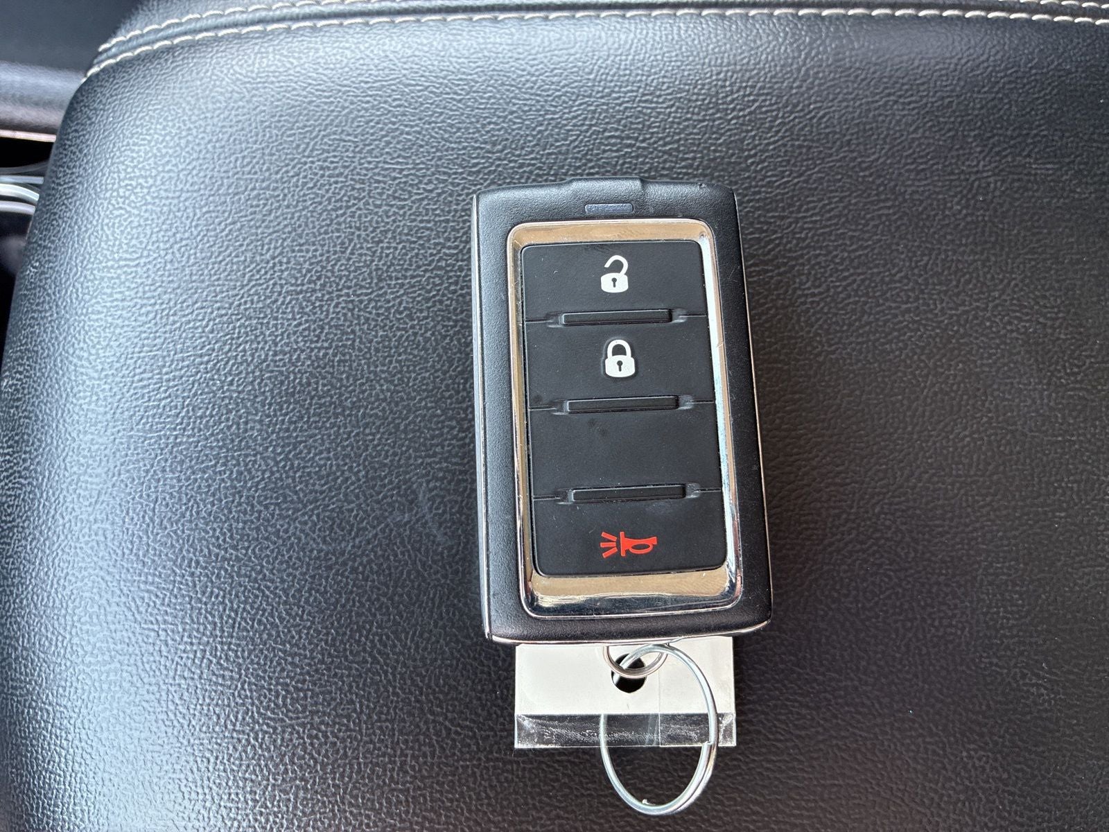 2023 Jeep Grand Cherokee Laredo 4x4