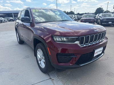 2025 Jeep Grand Cherokee GRAND CHEROKEE LAREDO X 4X4