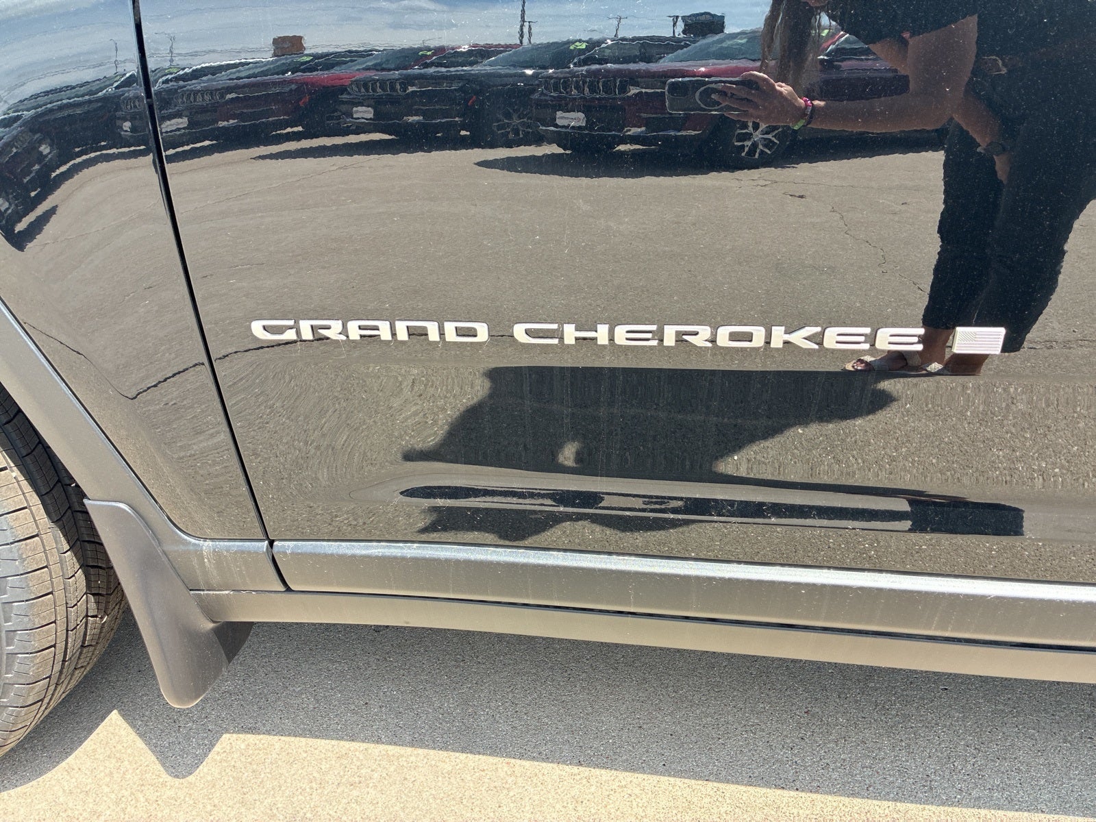 2025 Jeep Grand Cherokee GRAND CHEROKEE LAREDO X 4X4