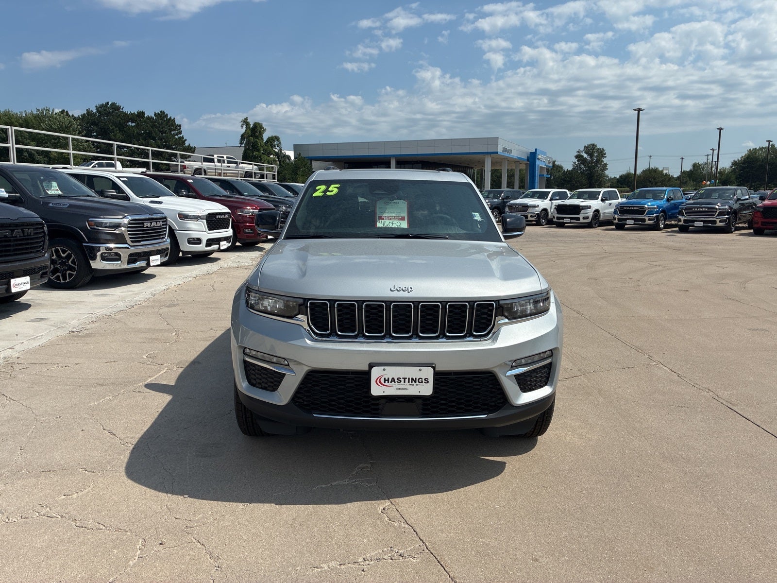 2025 Jeep Grand Cherokee GRAND CHEROKEE LIMITED 4X4