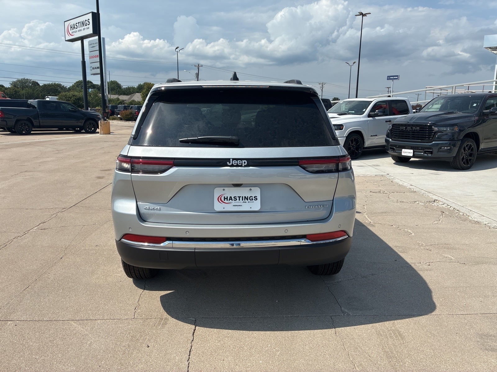 2025 Jeep Grand Cherokee GRAND CHEROKEE LIMITED 4X4