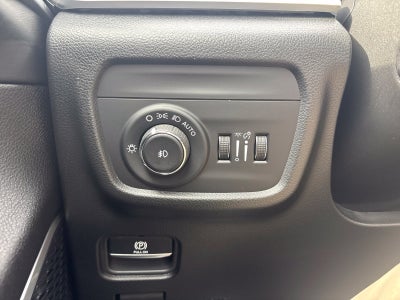 2027 Jeep Grand Cherokee GRAND CHEROKEE LIMITED RESERVE 4X4