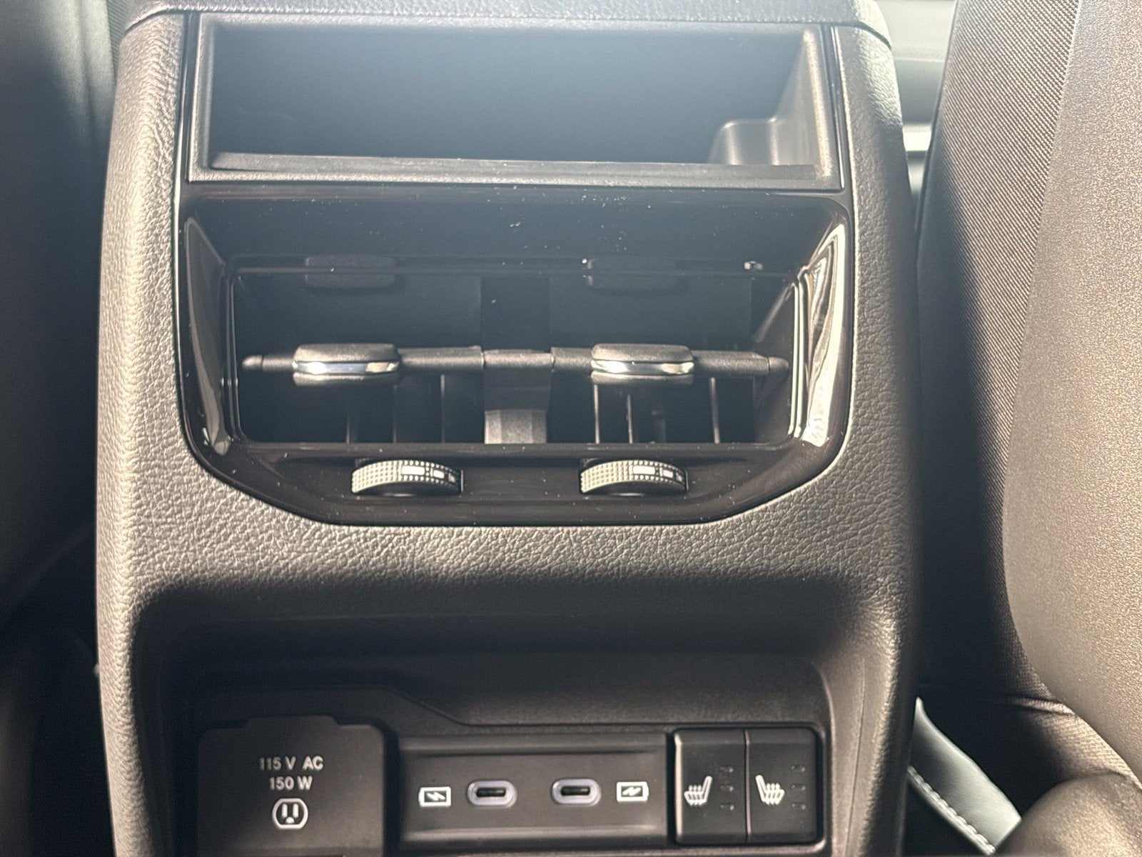 2027 Jeep Grand Cherokee GRAND CHEROKEE LIMITED RESERVE 4X4