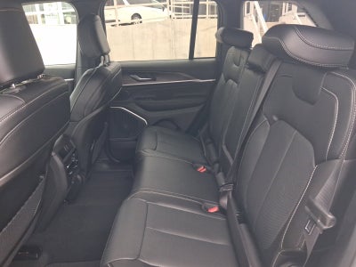 2027 Jeep Grand Cherokee GRAND CHEROKEE LIMITED RESERVE 4X4