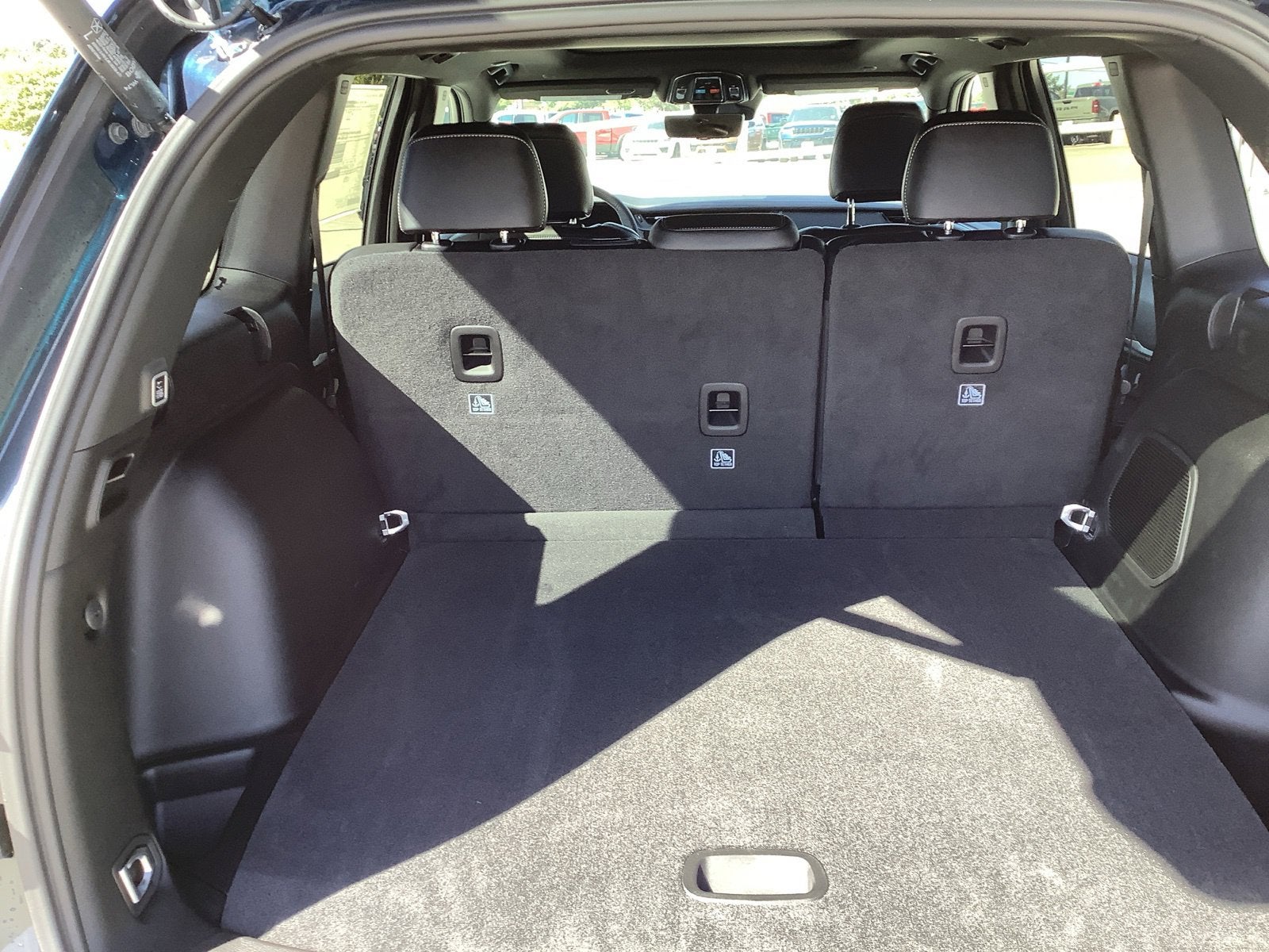 2027 Jeep Grand Cherokee GRAND CHEROKEE LIMITED RESERVE 4X4
