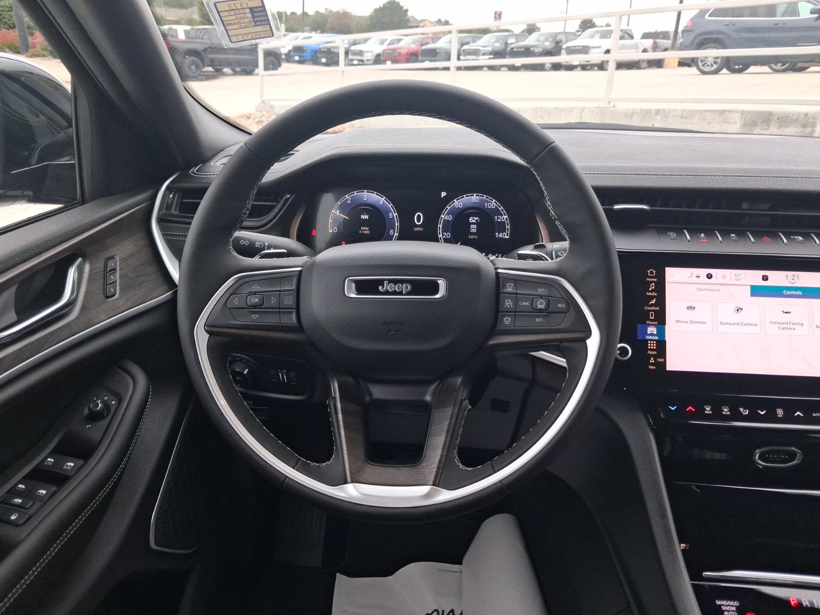 2027 Jeep Grand Cherokee GRAND CHEROKEE LIMITED RESERVE 4X4