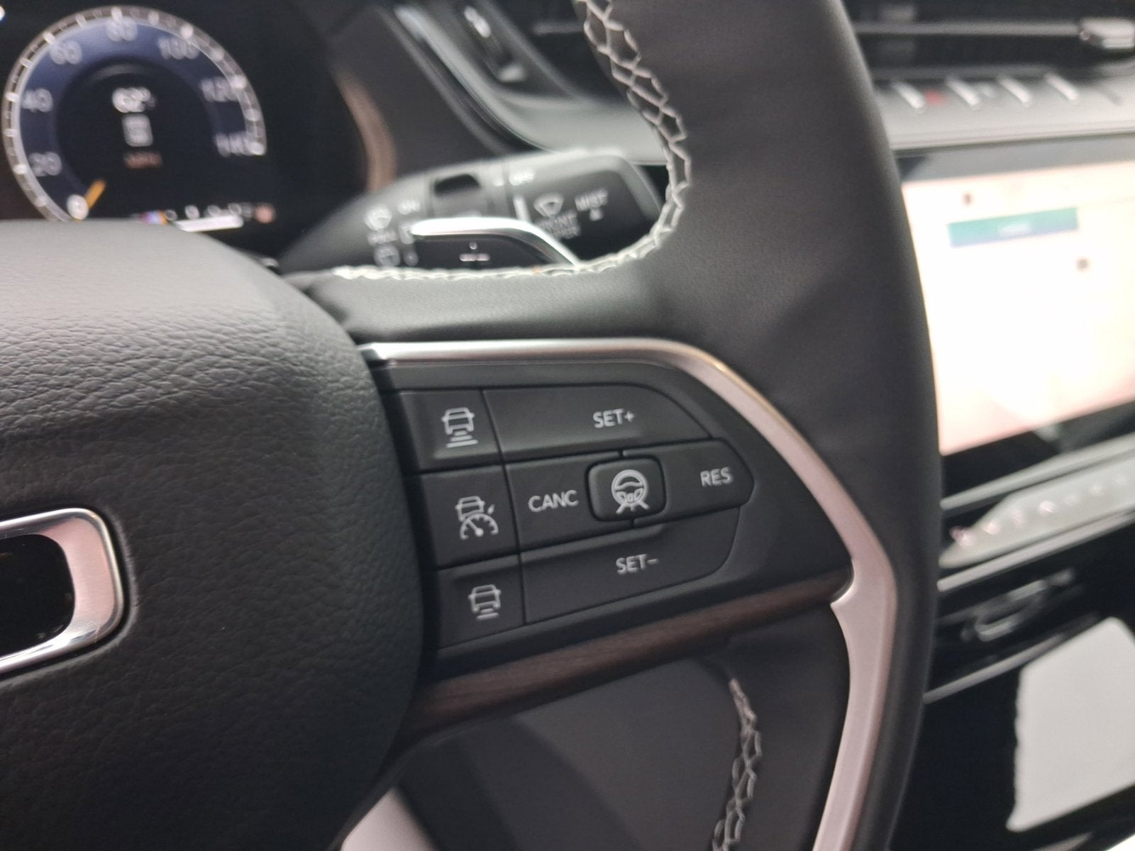 2027 Jeep Grand Cherokee GRAND CHEROKEE LIMITED RESERVE 4X4