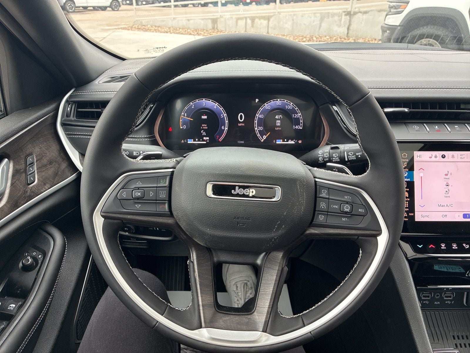 2026 Jeep Grand Cherokee GRAND CHEROKEE LIMITED RESERVE 4X4