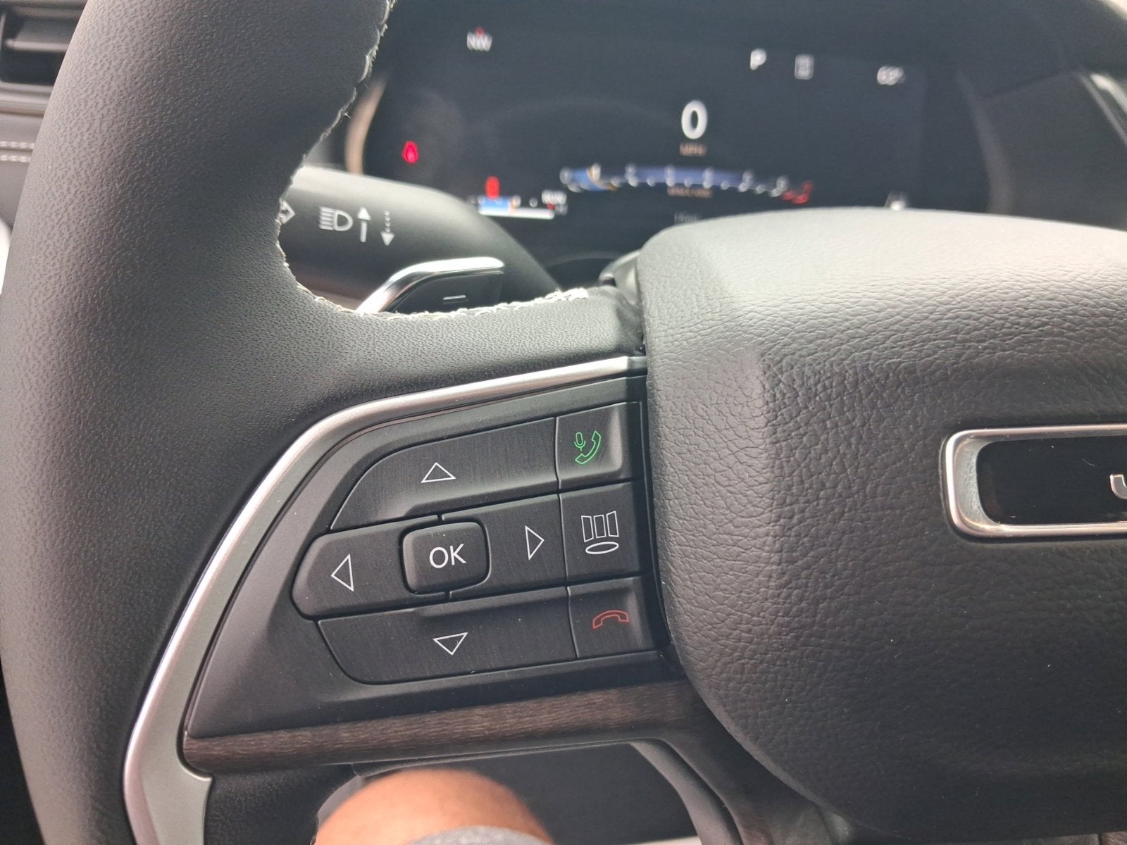 2027 Jeep Grand Cherokee GRAND CHEROKEE LIMITED RESERVE 4X4