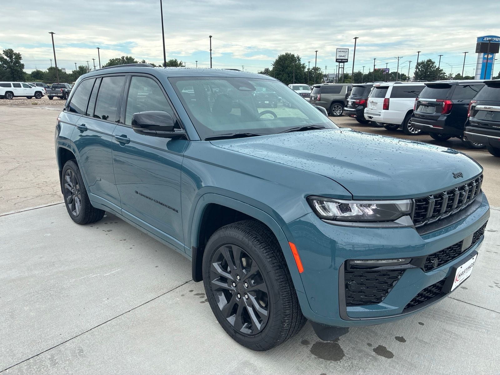 2026 Jeep Grand Cherokee GRAND CHEROKEE LIMITED RESERVE 4X4