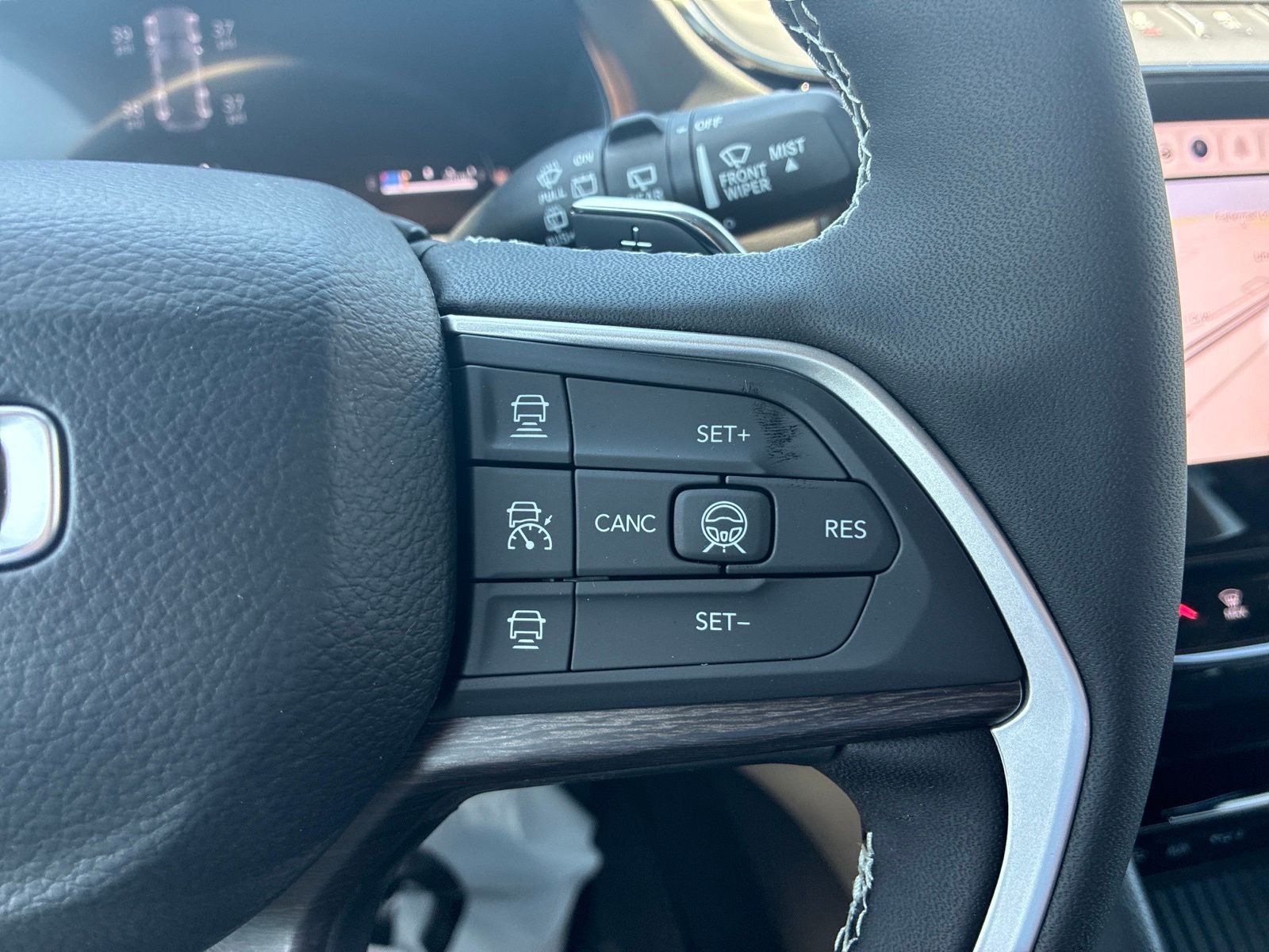 2026 Jeep Grand Cherokee GRAND CHEROKEE LIMITED RESERVE 4X4