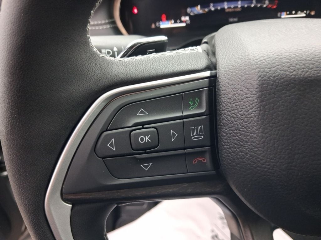 2027 Jeep Grand Cherokee GRAND CHEROKEE LIMITED RESERVE 4X4