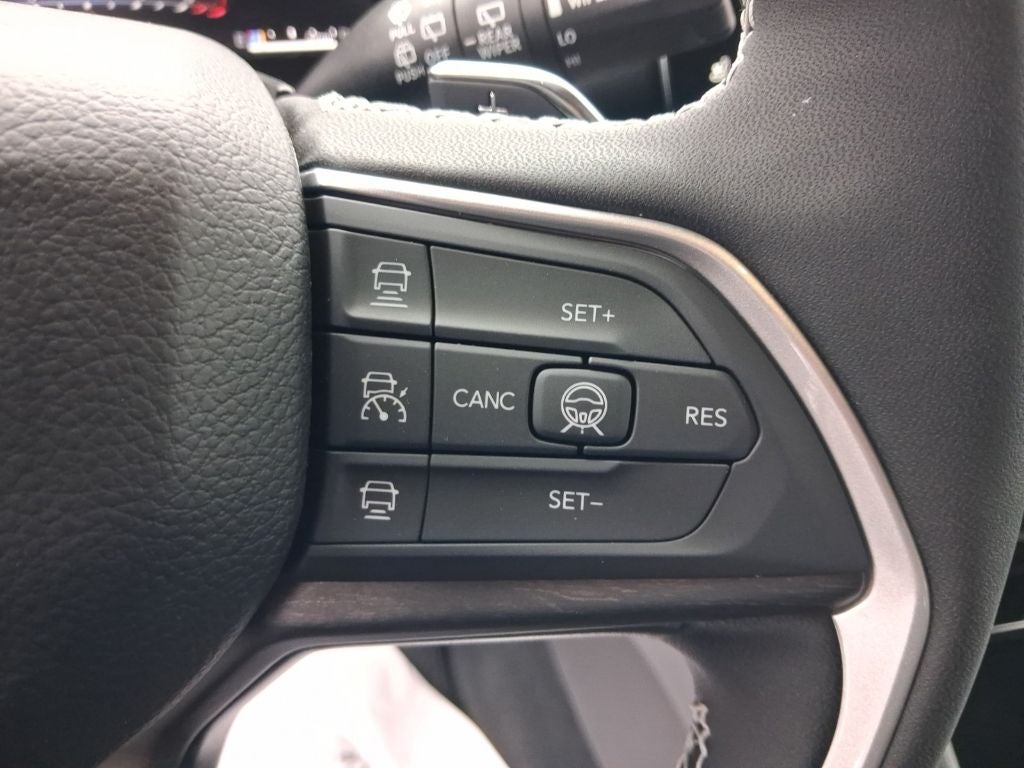 2027 Jeep Grand Cherokee GRAND CHEROKEE LIMITED RESERVE 4X4