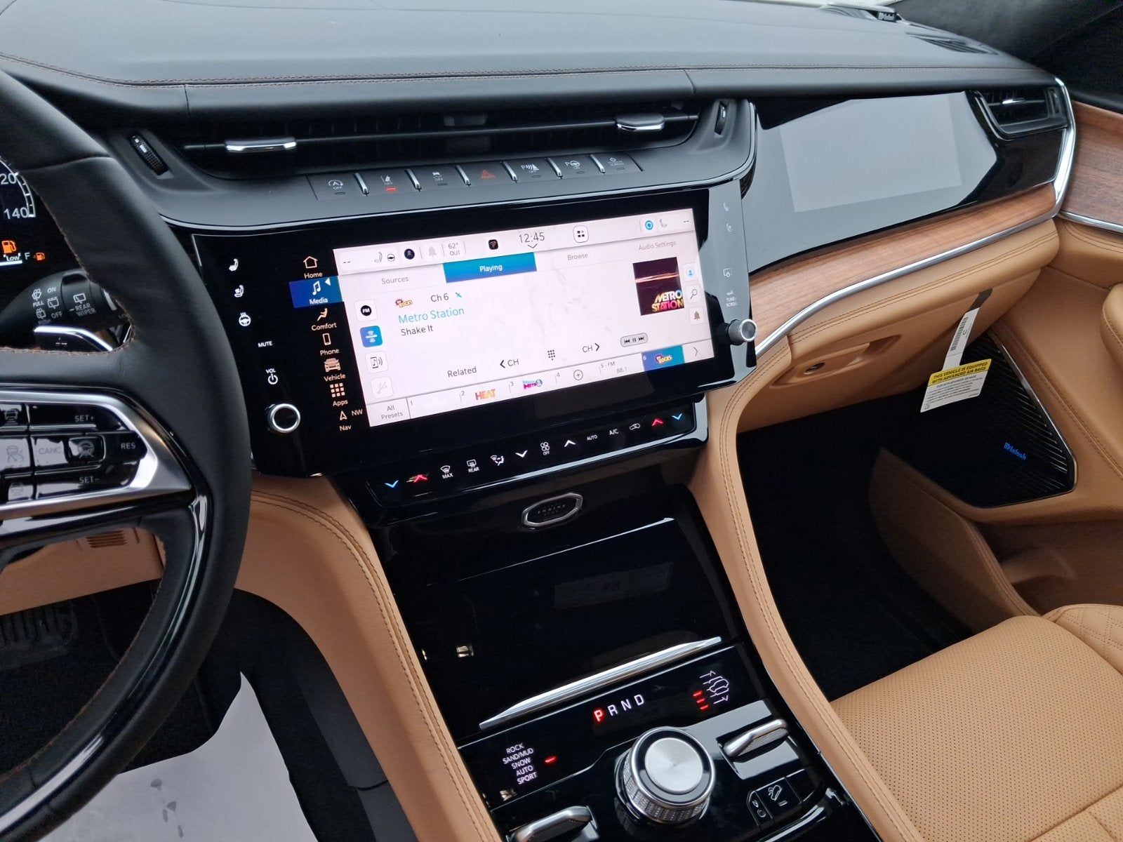 2027 Jeep Grand Cherokee GRAND CHEROKEE SUMMIT 4X4