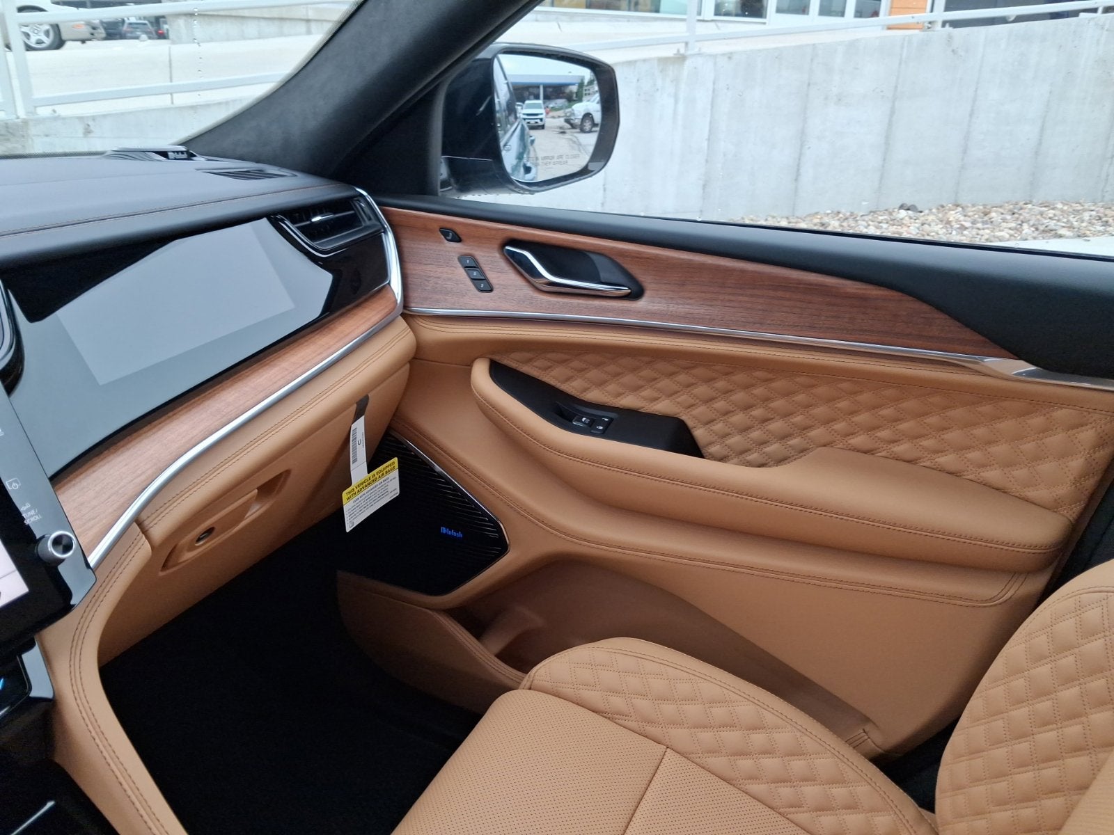 2027 Jeep Grand Cherokee GRAND CHEROKEE SUMMIT 4X4