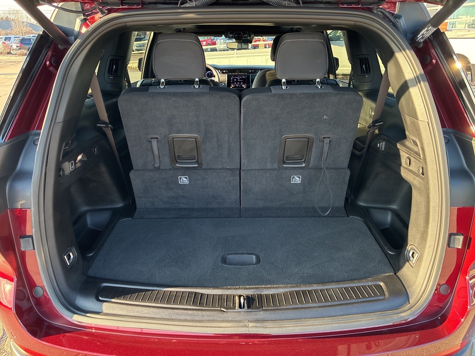 2024 Jeep Grand Cherokee L Laredo X 4x4