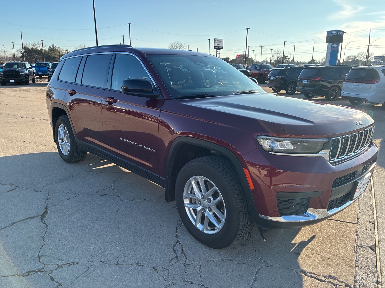 2024 Jeep Grand Cherokee L Laredo X 4x4