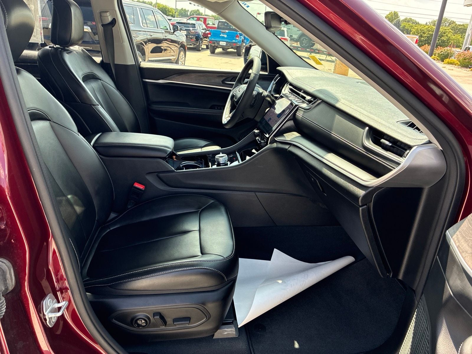 2023 Jeep Grand Cherokee L Limited 4x4