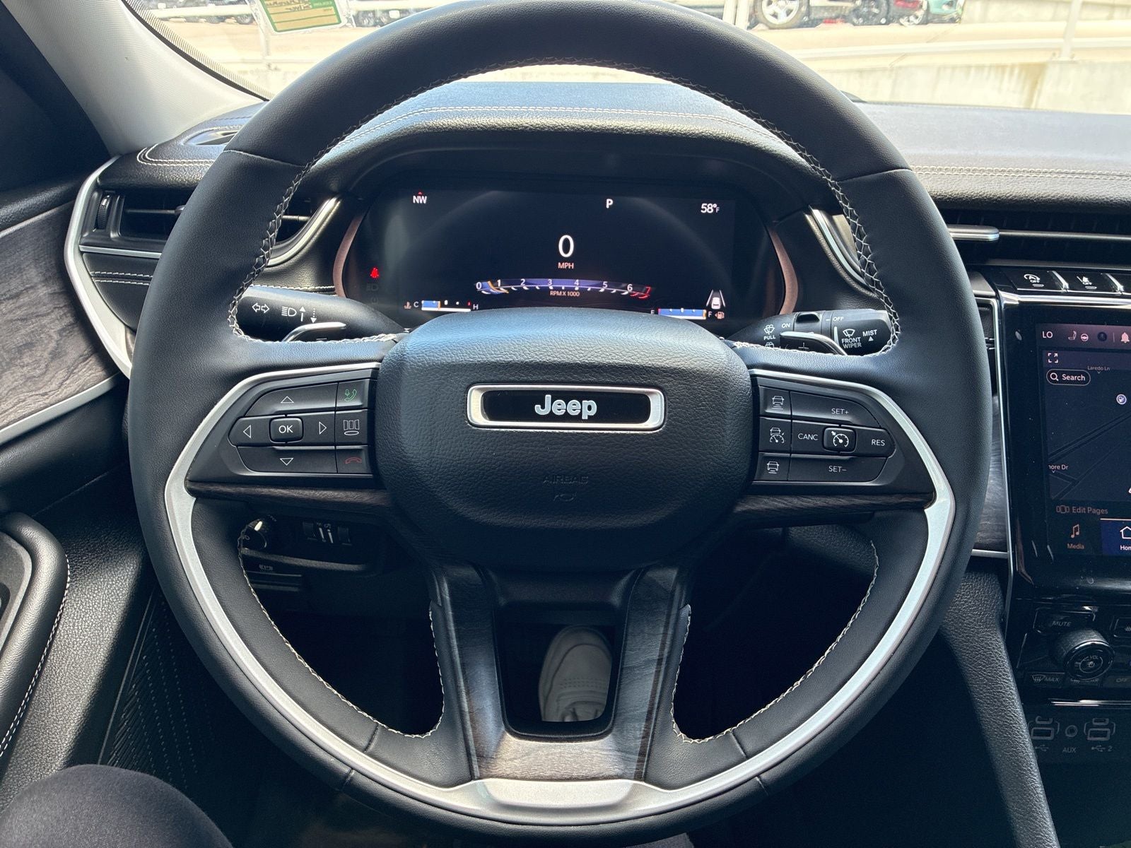 2023 Jeep Grand Cherokee L Limited 4x4