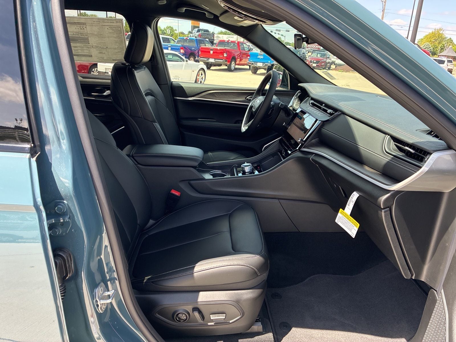 2026 Jeep Grand Cherokee GRAND CHEROKEE L LIMITED 4X4