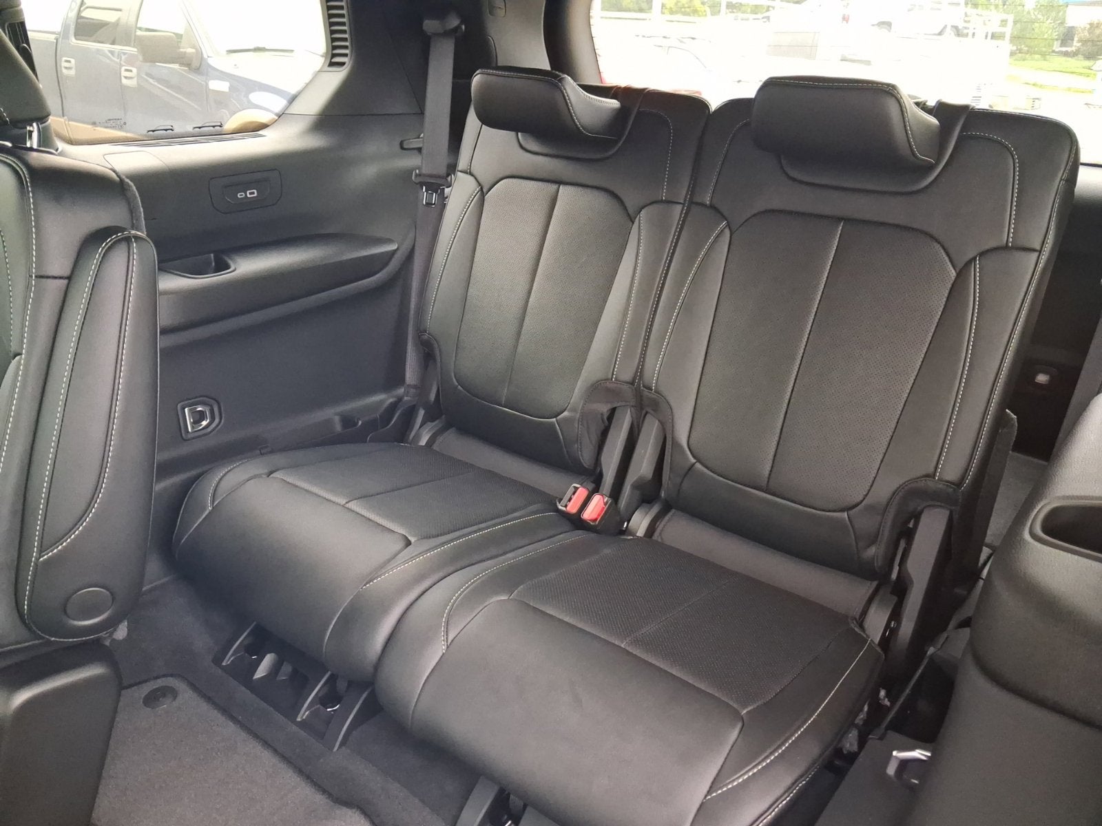 2027 Jeep Grand Cherokee GRAND CHEROKEE L LIMITED RESERVE 4X4