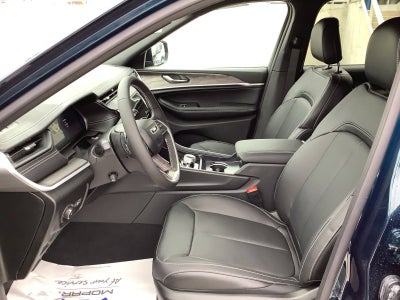 2027 Jeep Grand Cherokee GRAND CHEROKEE L LIMITED RESERVE 4X4