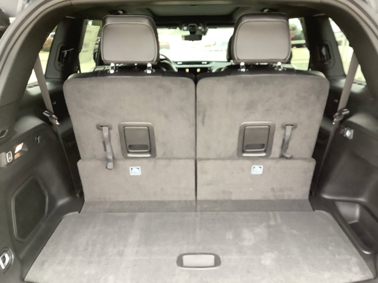 2027 Jeep Grand Cherokee GRAND CHEROKEE L LIMITED RESERVE 4X4