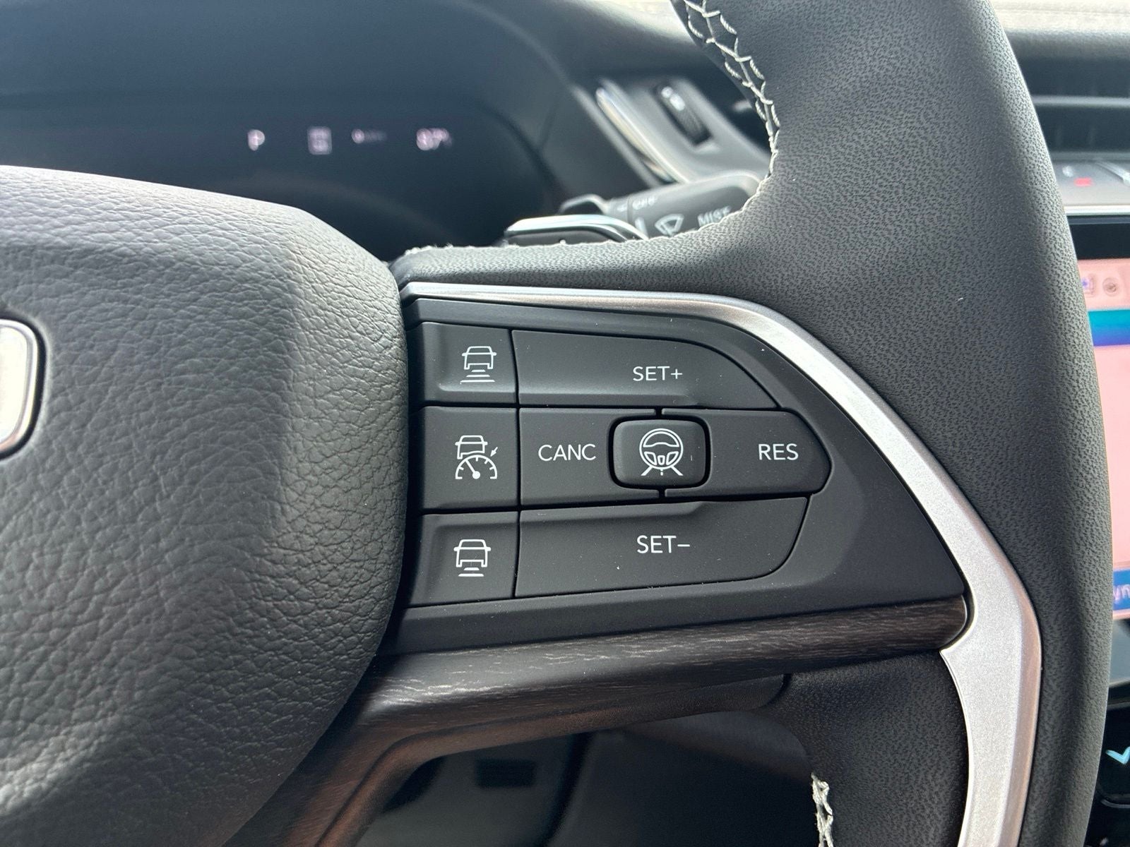 2026 Jeep Grand Cherokee GRAND CHEROKEE L LIMITED RESERVE 4X4