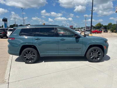 2026 Jeep Grand Cherokee GRAND CHEROKEE L LIMITED RESERVE 4X4