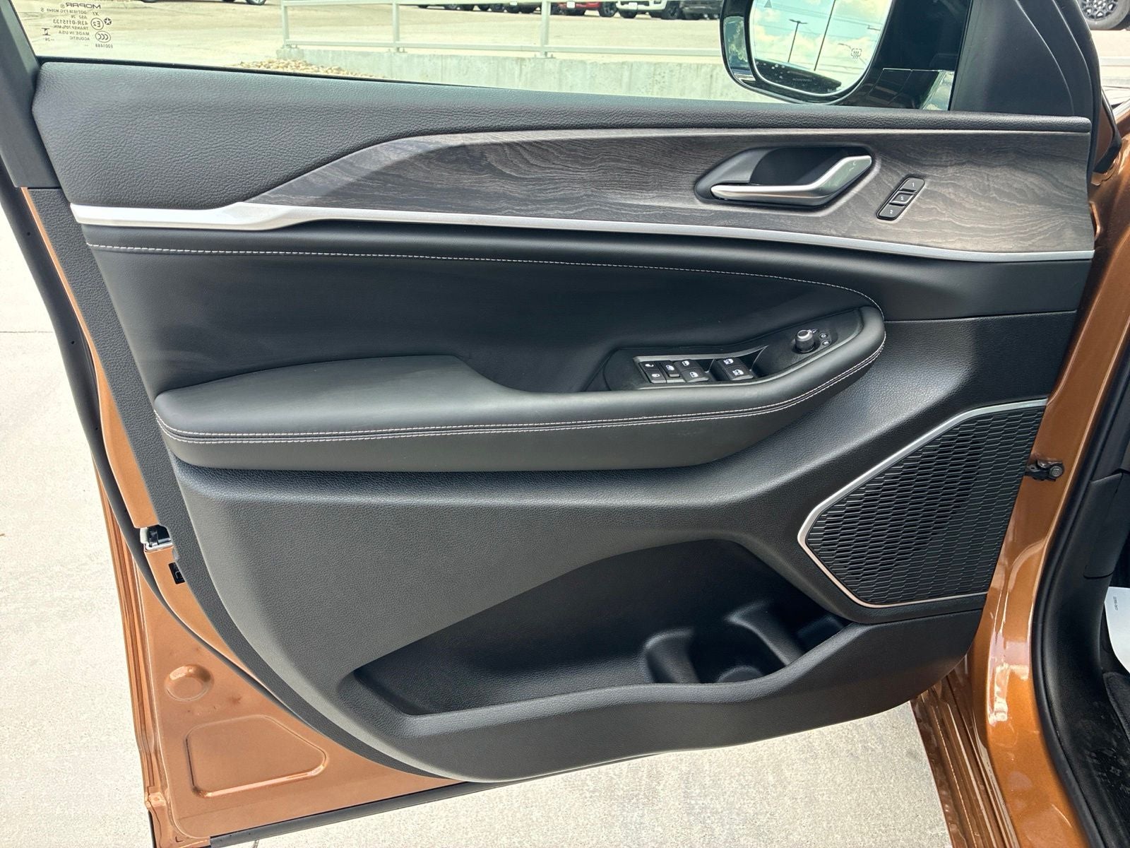 2026 Jeep Grand Cherokee GRAND CHEROKEE L LIMITED RESERVE 4X4