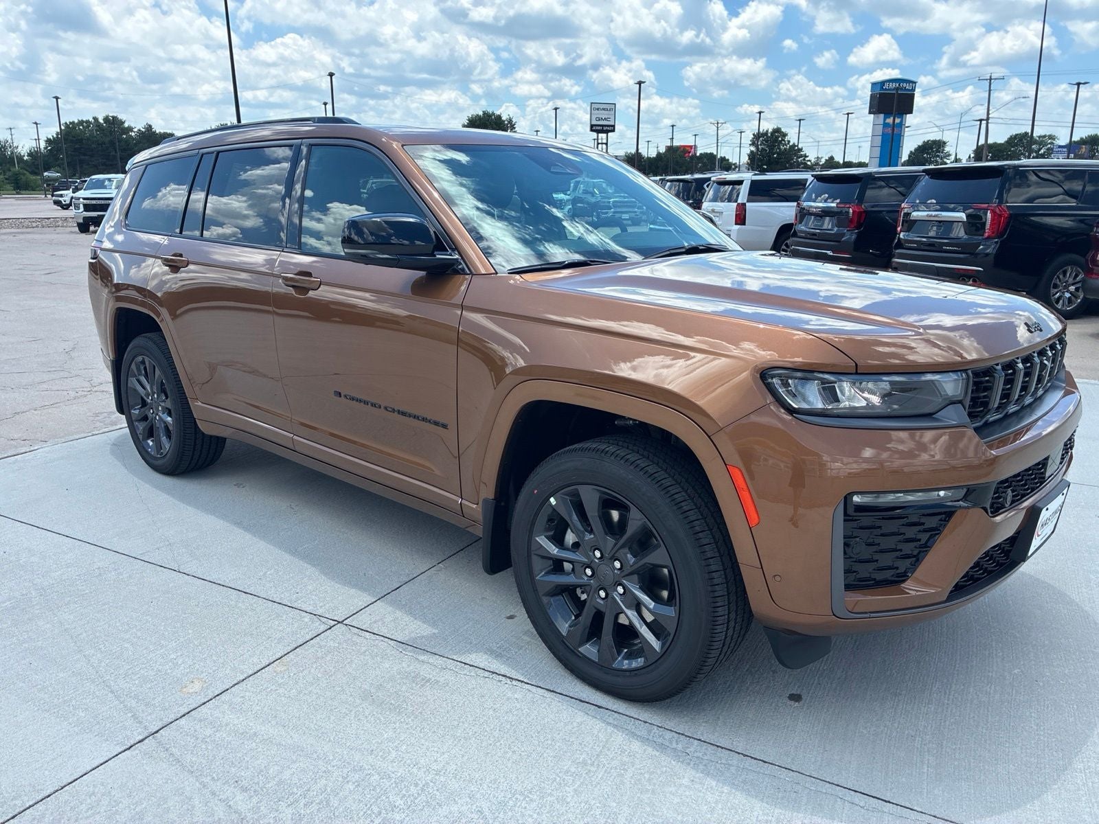 2026 Jeep Grand Cherokee GRAND CHEROKEE L LIMITED RESERVE 4X4
