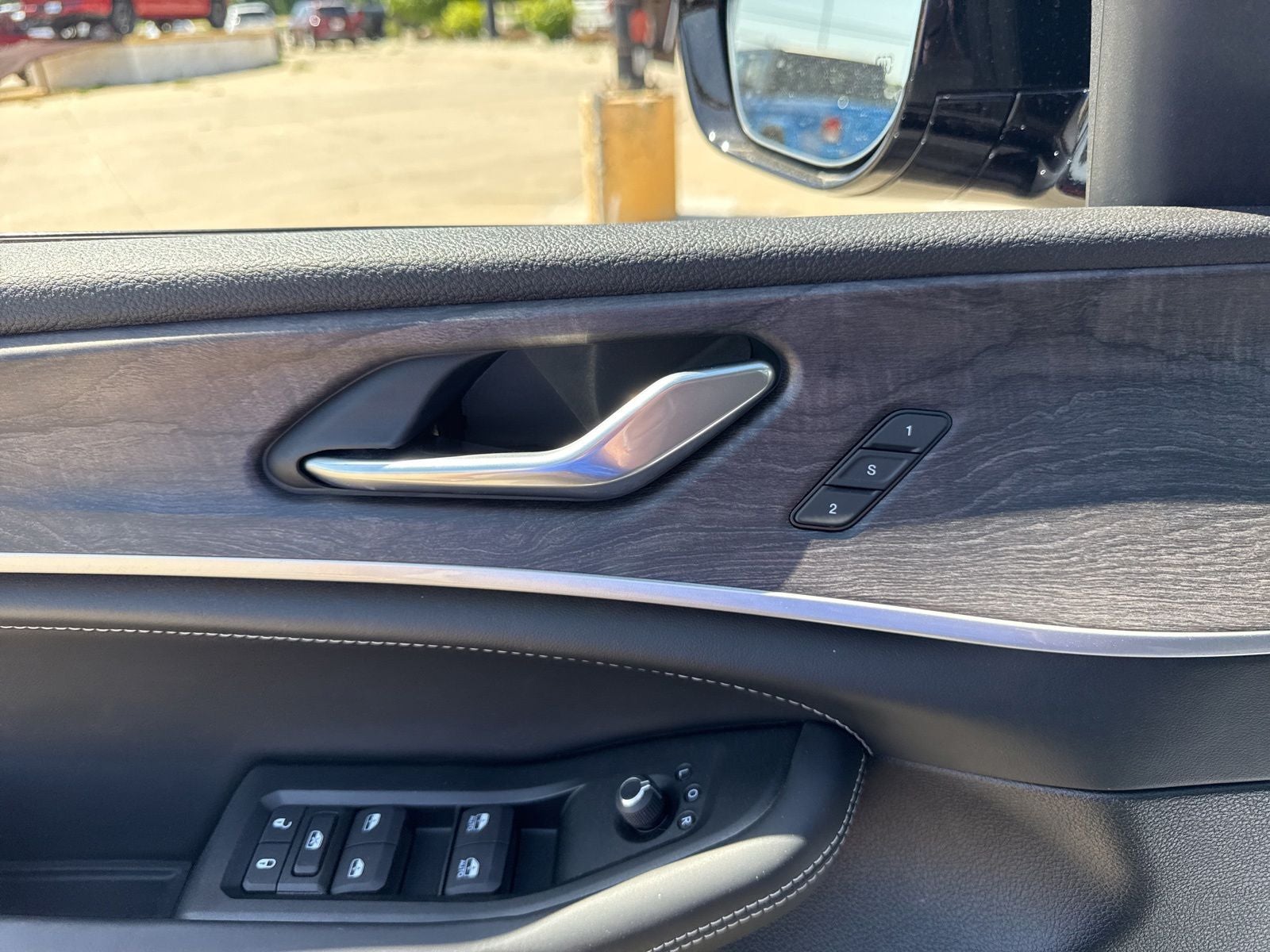 2026 Jeep Grand Cherokee GRAND CHEROKEE L LIMITED RESERVE 4X4