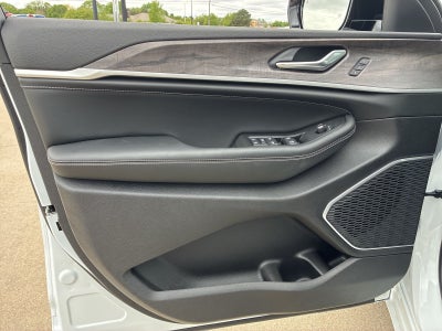 2026 Jeep Grand Cherokee GRAND CHEROKEE L LIMITED RESERVE 4X4