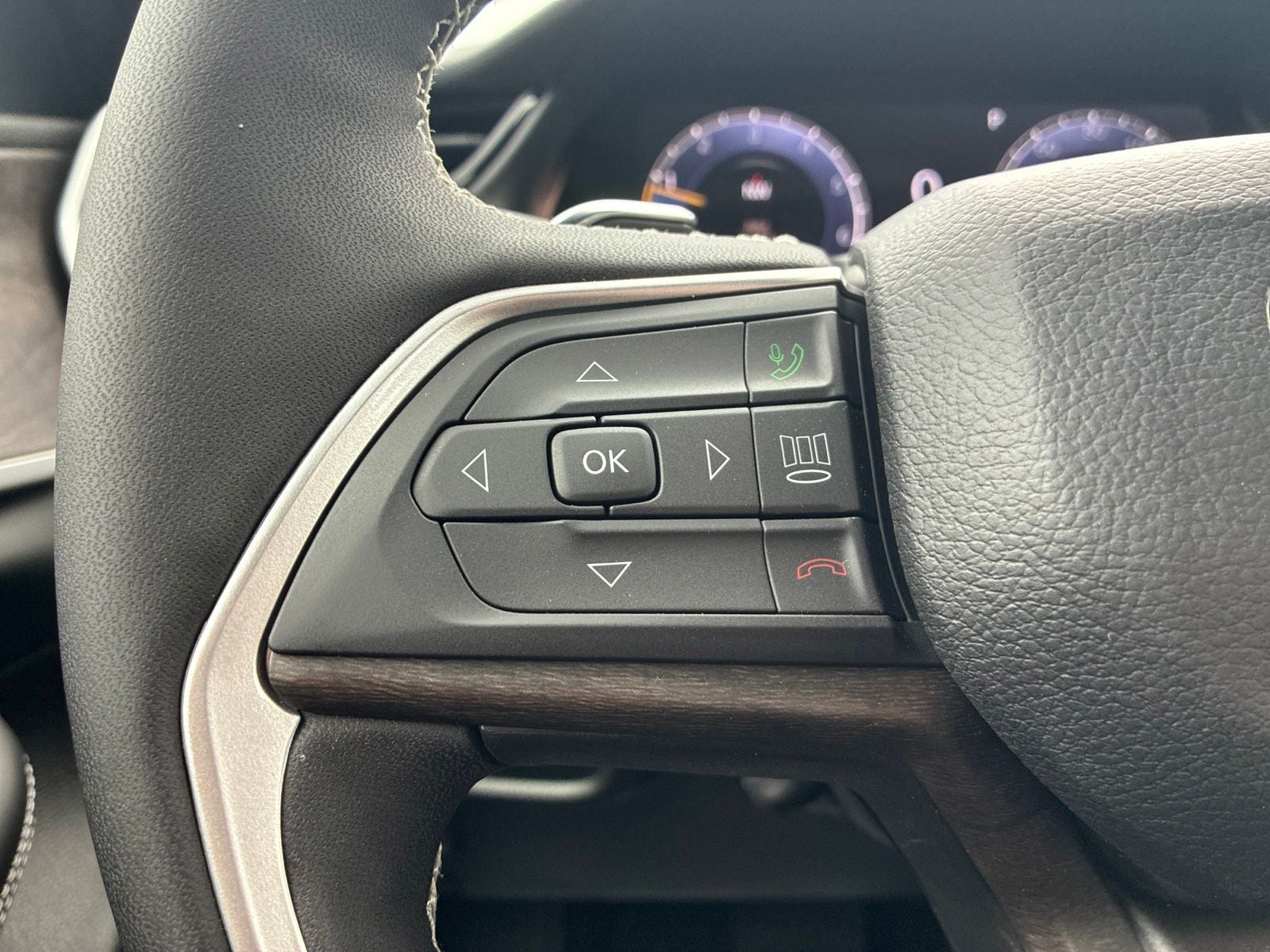 2026 Jeep Grand Cherokee GRAND CHEROKEE L LIMITED RESERVE 4X4
