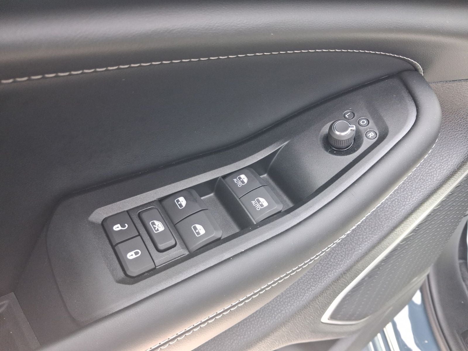 2026 Jeep Grand Cherokee GRAND CHEROKEE L LIMITED RESERVE 4X4