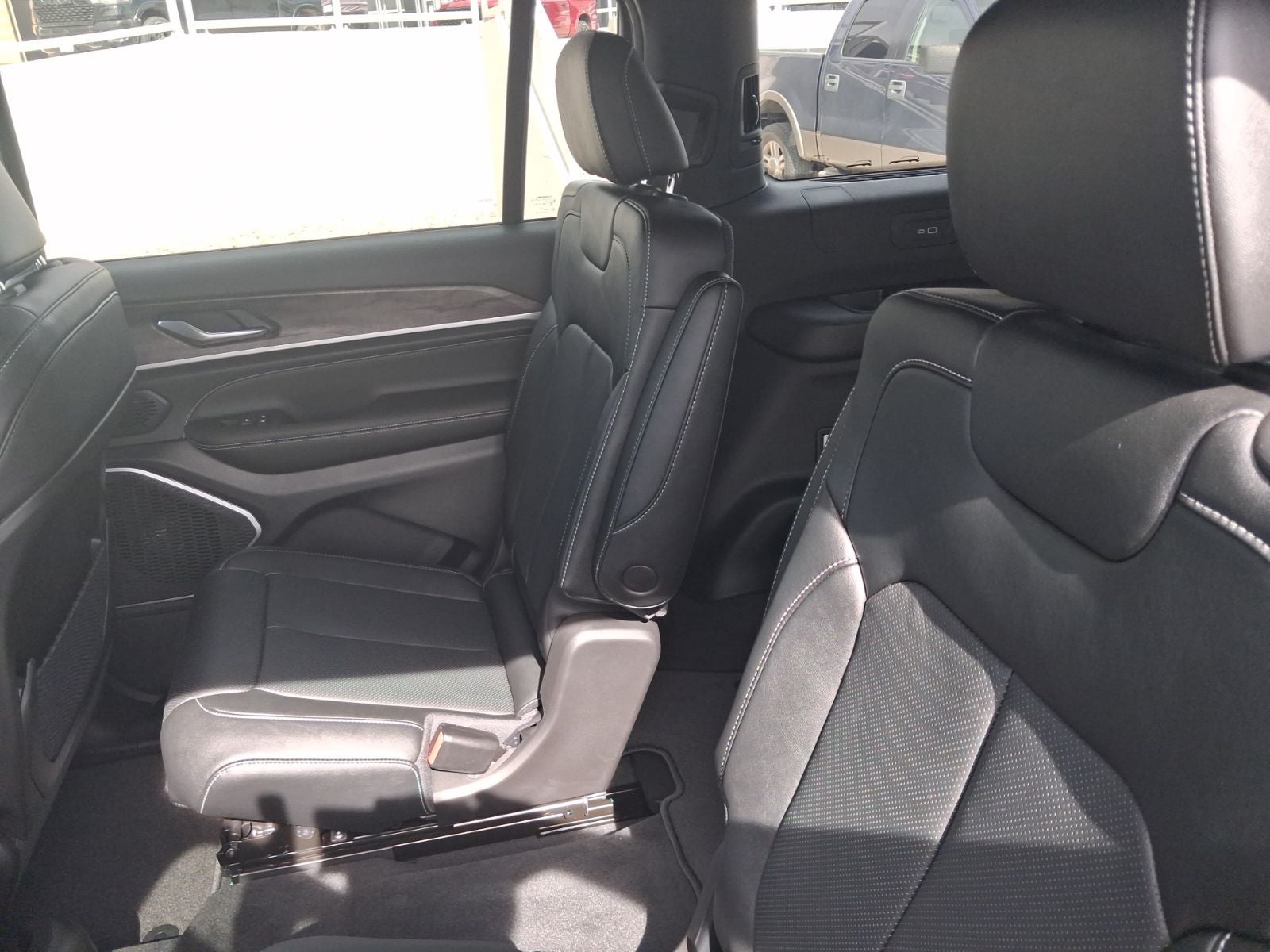 2026 Jeep Grand Cherokee GRAND CHEROKEE L LIMITED RESERVE 4X4