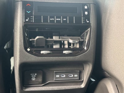 2027 Jeep Grand Cherokee GRAND CHEROKEE L LIMITED RESERVE 4X4