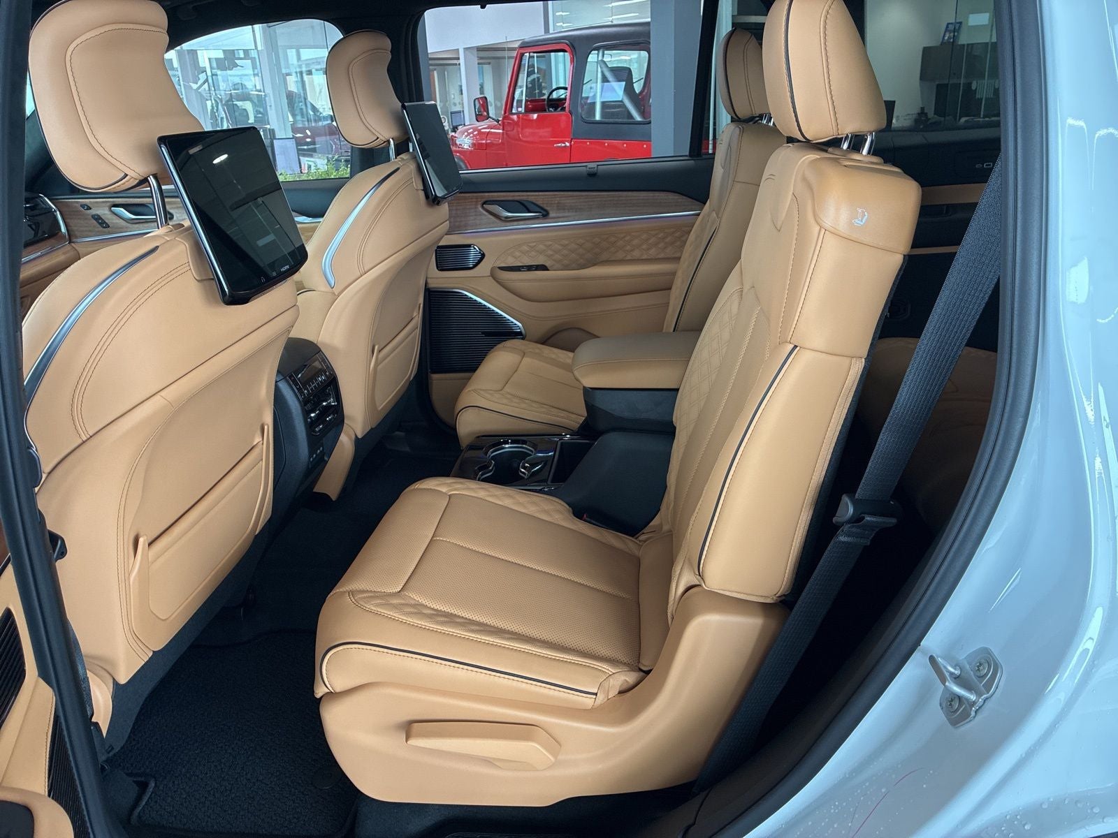 2026 Jeep Grand Cherokee GRAND CHEROKEE L SUMMIT 4X4