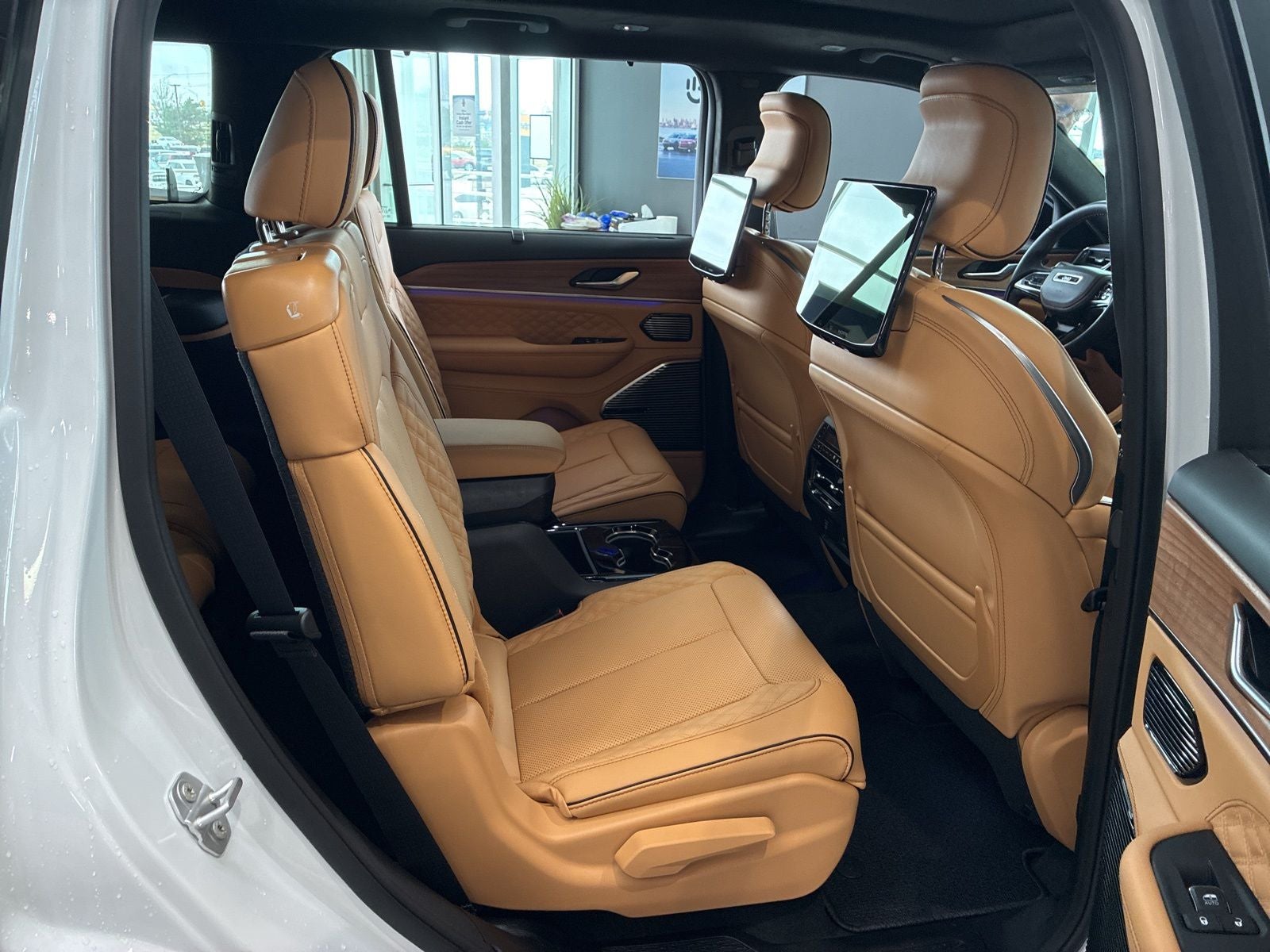 2026 Jeep Grand Cherokee GRAND CHEROKEE L SUMMIT 4X4