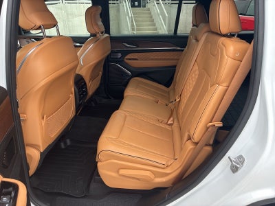 2022 Jeep Grand Cherokee L Summit 4x4