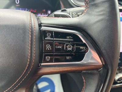2022 Jeep Grand Cherokee L Summit 4x4
