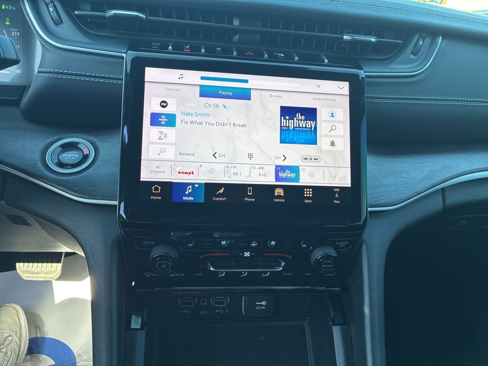 2024 Jeep Grand Cherokee 4xe Anniversary Edition